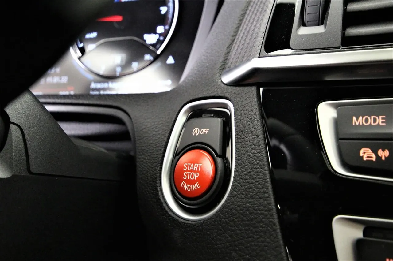 Trump kararı duyurdu: Modern otomobillerin en tartışmalı özelliği kaldırıldı