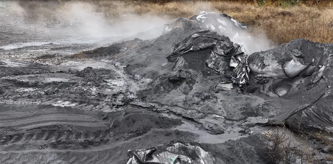 Hafriyat atıkları, kimyasal reaksiyona girdi! ABB ve Mansur Yavaş'a tepki var