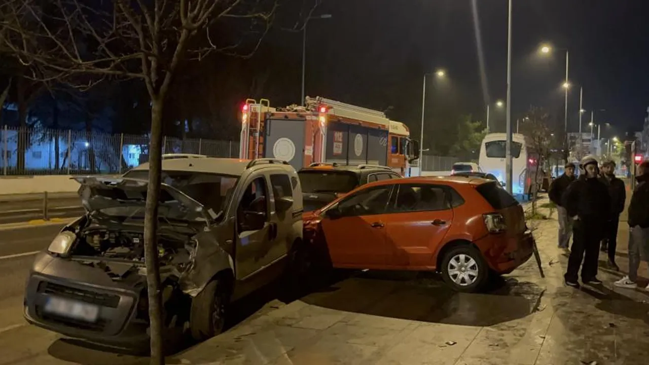 Tekirdağ'da 4 araç birbirine girdi! 1 yaralı