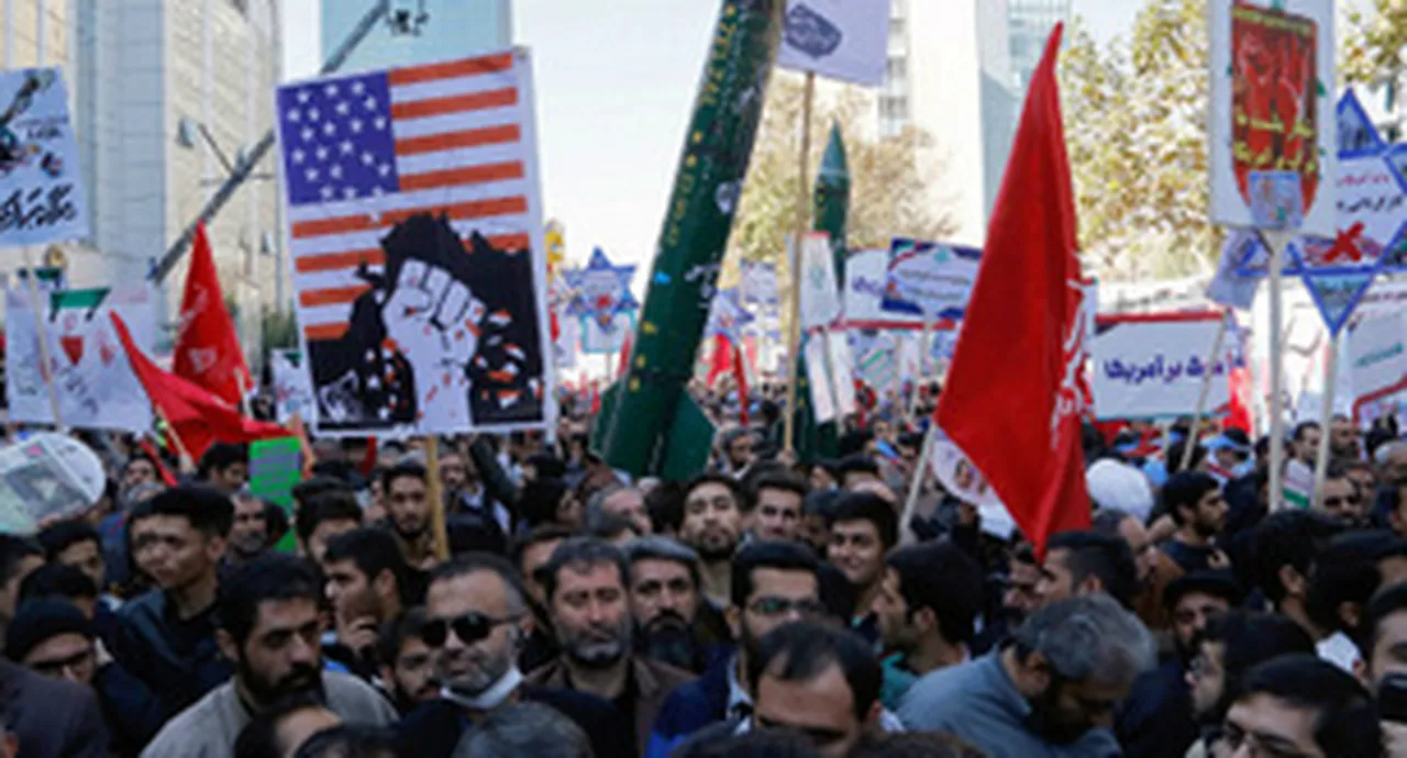 Washington ile Tahran arasında yürütülen diplomasi süreci risk altında. Senaryonun, iki ülke arasında şimdiye kadar görülenden daha ciddi bir çatışmaya yol açabileceği ileri sürüldü.