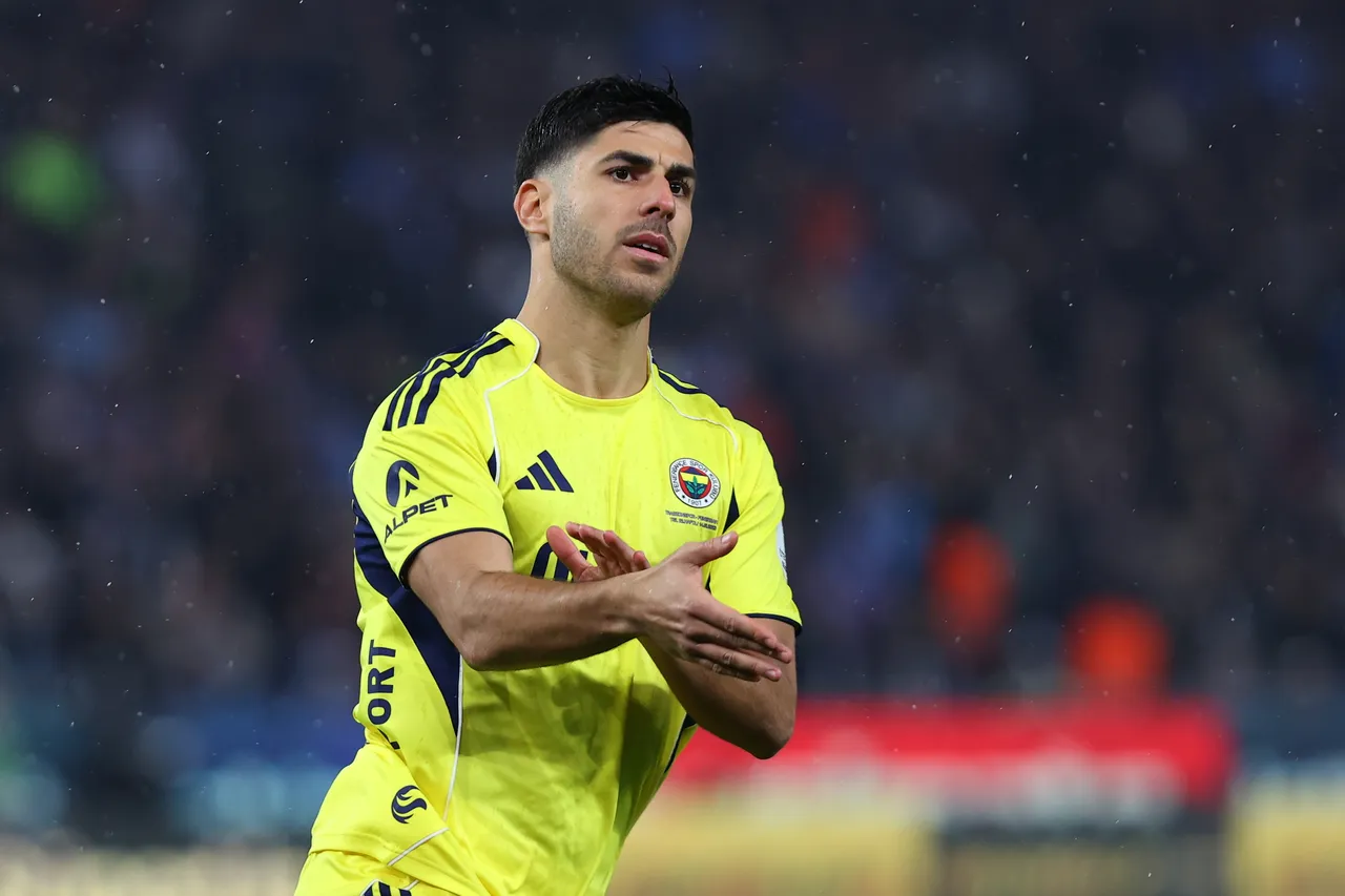 Dev maçın ardından, Marco Asensio ülkesi İspanya'da spor basınının gündemine oturdu