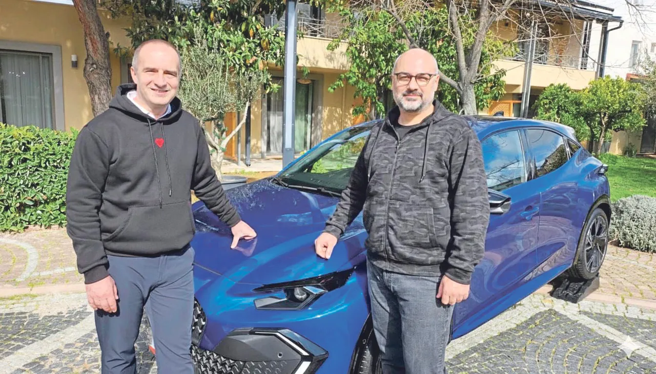 Yeni Renault Clio üst sınıfı zorluyor