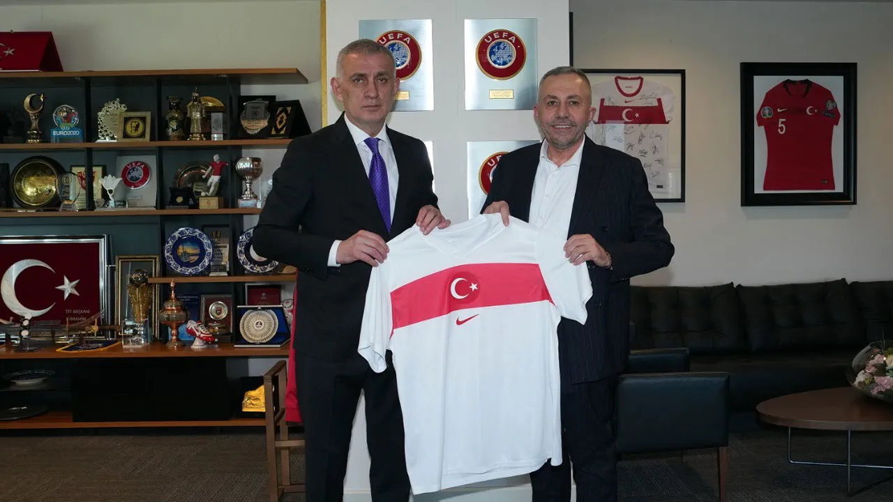 Futbol milli takımlarına yeni sponsor