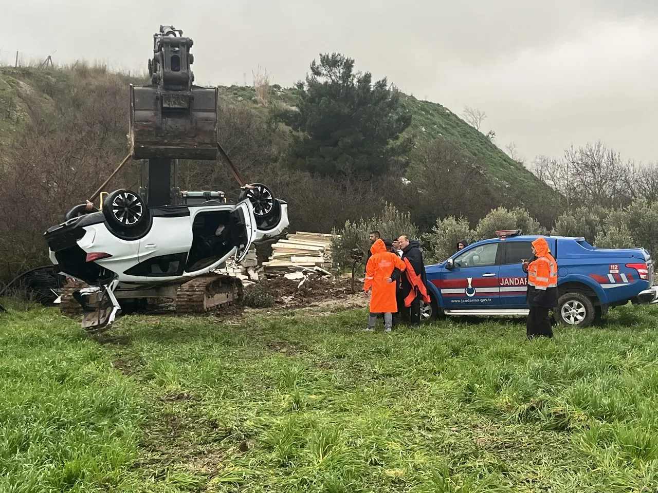 İki kardeşin öldüğü kazada kan donduran ifadeler: Kızların da kaçıp kurtulduklarını düşündüm