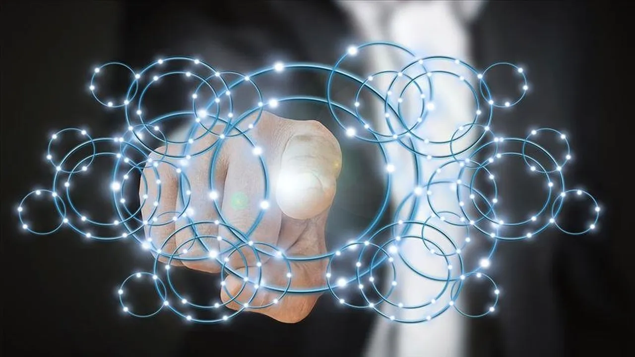 Lüks markalar alarm veriyor! Kârlar çakıldı, çözüm arıyorlar