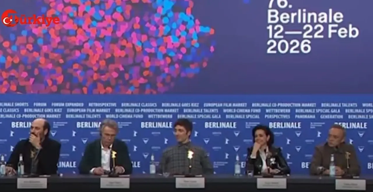 Özgü Namalın cevabı sonrası merak konusu oldu! Sarı Zarflar filminin konusu ve oyuncu kadrosu