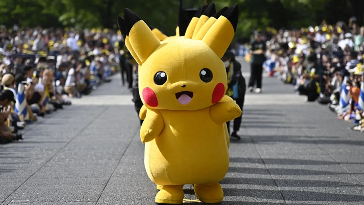 Pokemon kartı tarihe geçti! 16,5 milyon dolara alıcı buldu