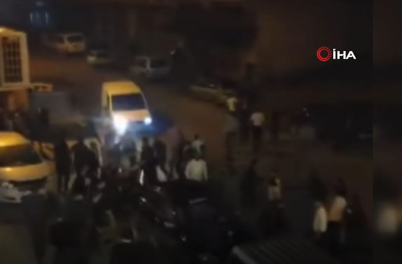 Tüyler ürperten olay! Aracıyla onlarca insanı ezdi: O anlar kamerada