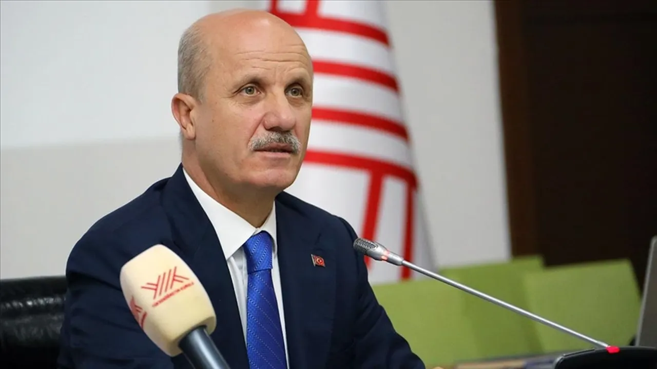 YÖK Başkanı Prof. Dr. Erol Özvar