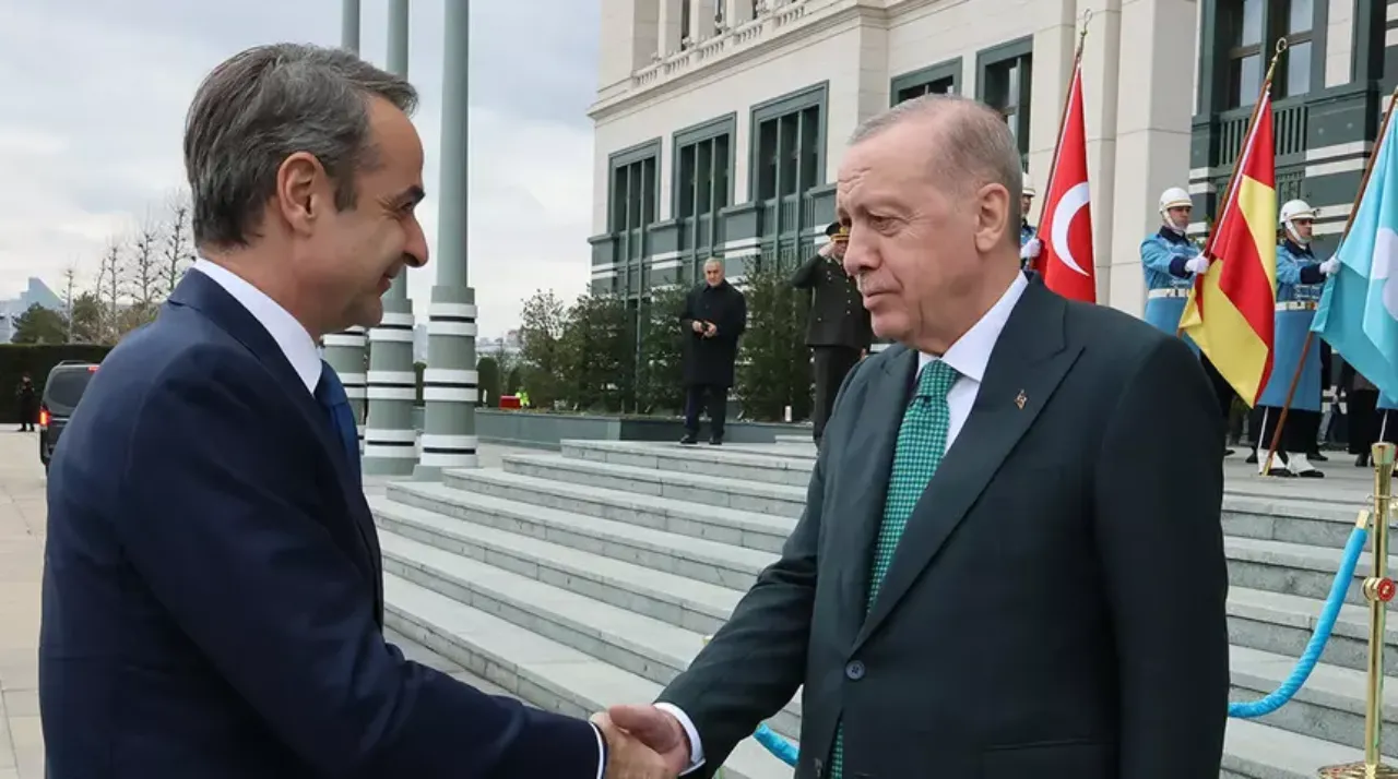 Yunan milletvekili Miçotakis'e seslendi: Fidan diplomasisi kazandı