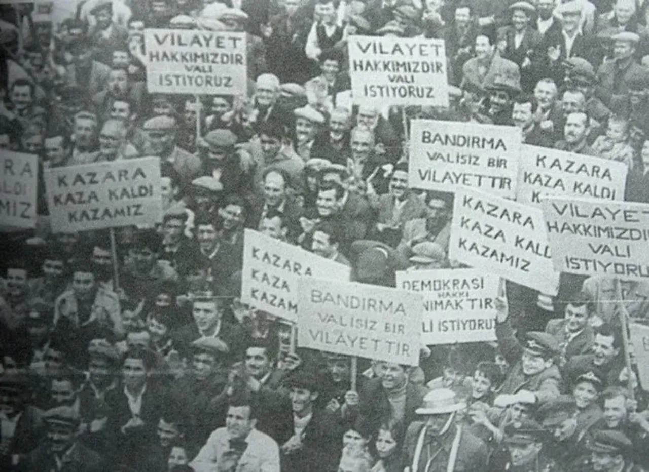 Öğrenince çok şaşıracaksınız! İşte ilden ilçeye dönen ve haritadan silinen şehirler!