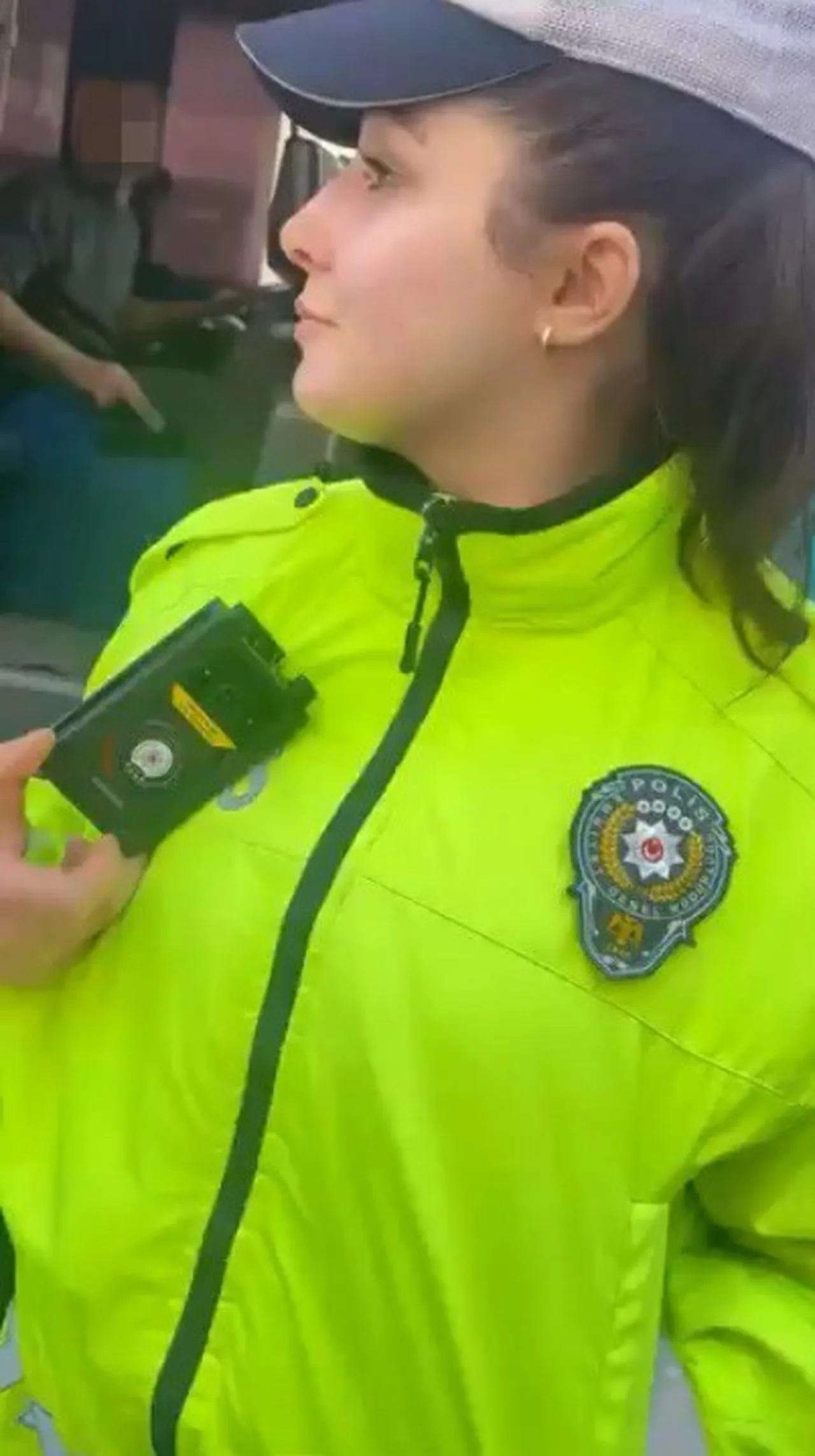 Şanlıurfada polise hakaret eden sürücü gözaltına alındı