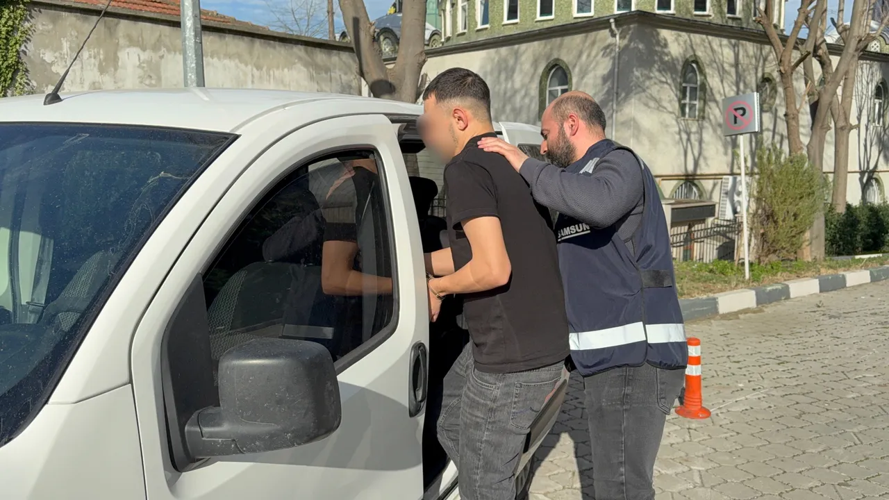 Sosyal medyadan arkadaşlık isteği gönderdi! Tepki gösteren sevgilisini bıçakladı