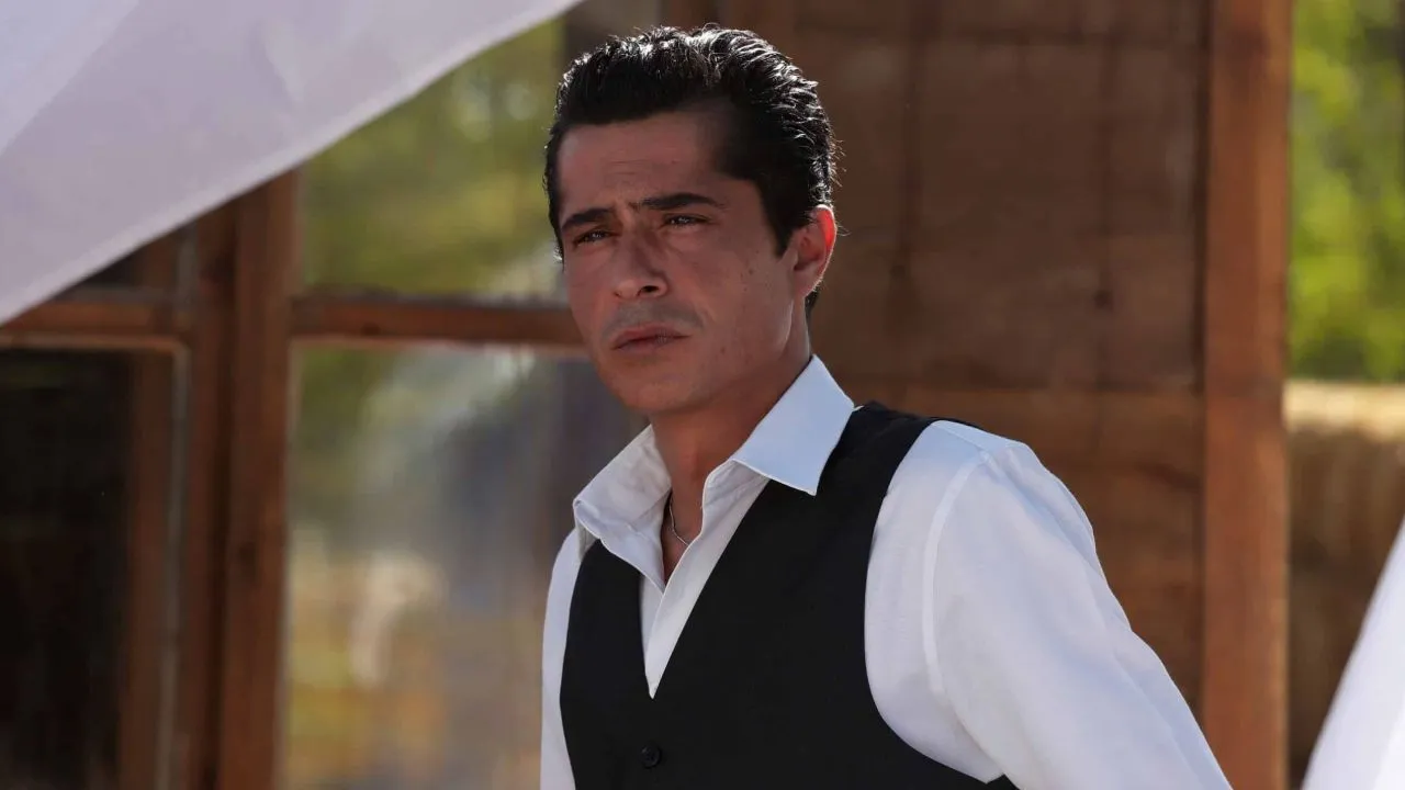 Oyuncu İsmail Hacıoğlu