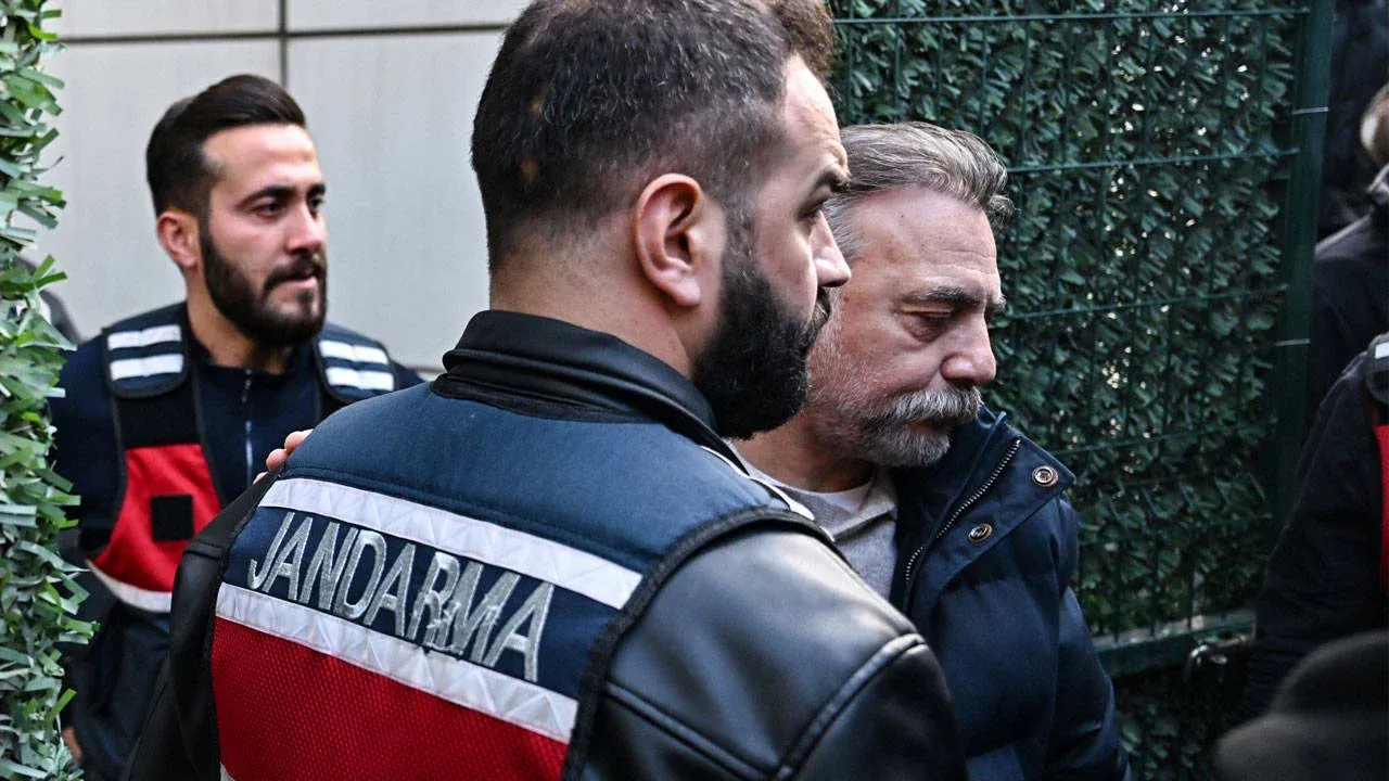 Oyuncu ve sunucu Oktay Kaynarca