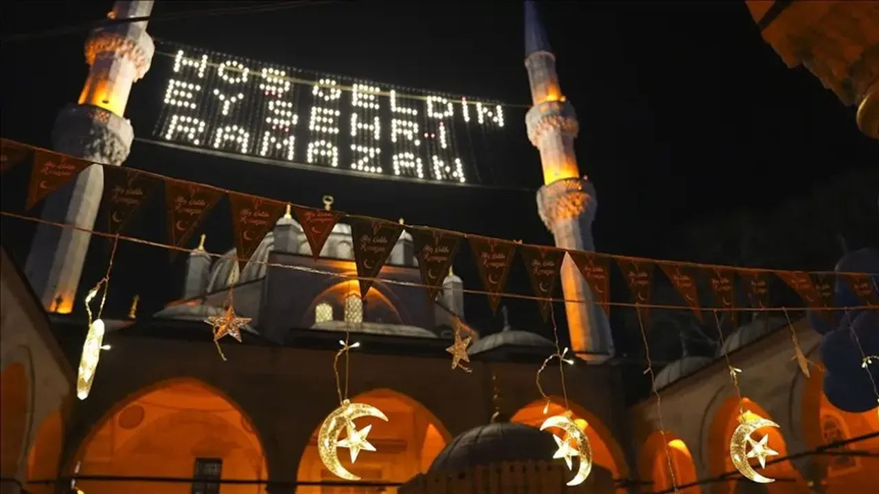 12 ülkede ilk iftar bekleniyor!