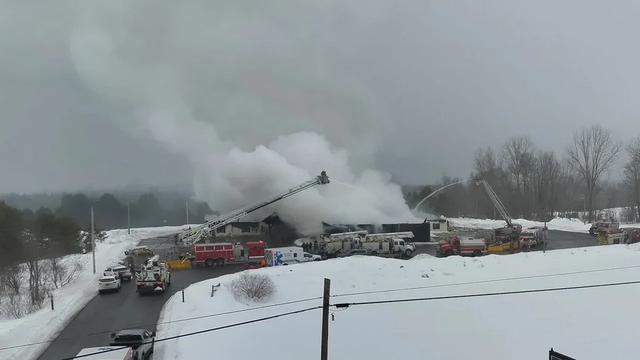 ABD'de kilisede patlama! Yaralılar var