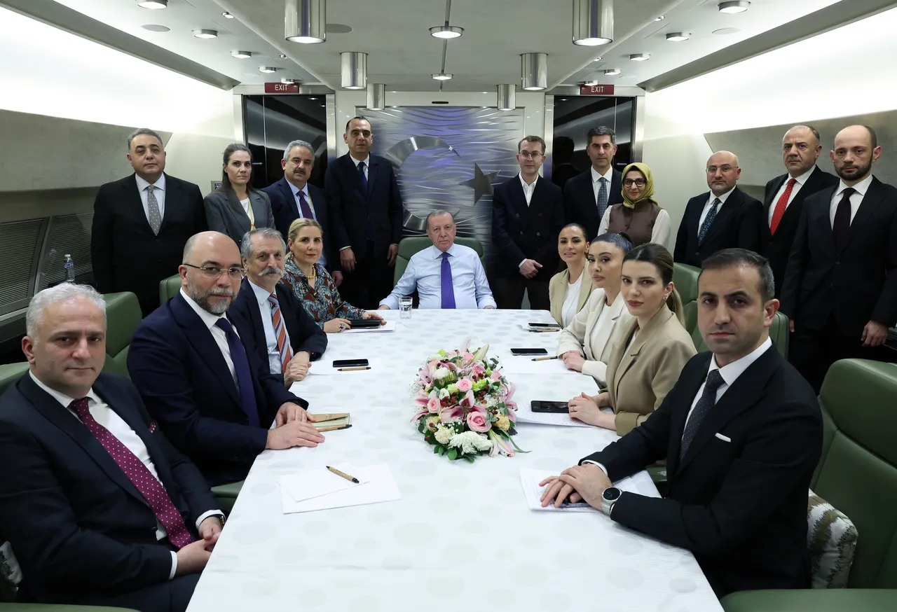 Etipyopya gezisini Türkiye Gazetesi Genel Yayın Koordinatörü Yücel Koç da takip etti.