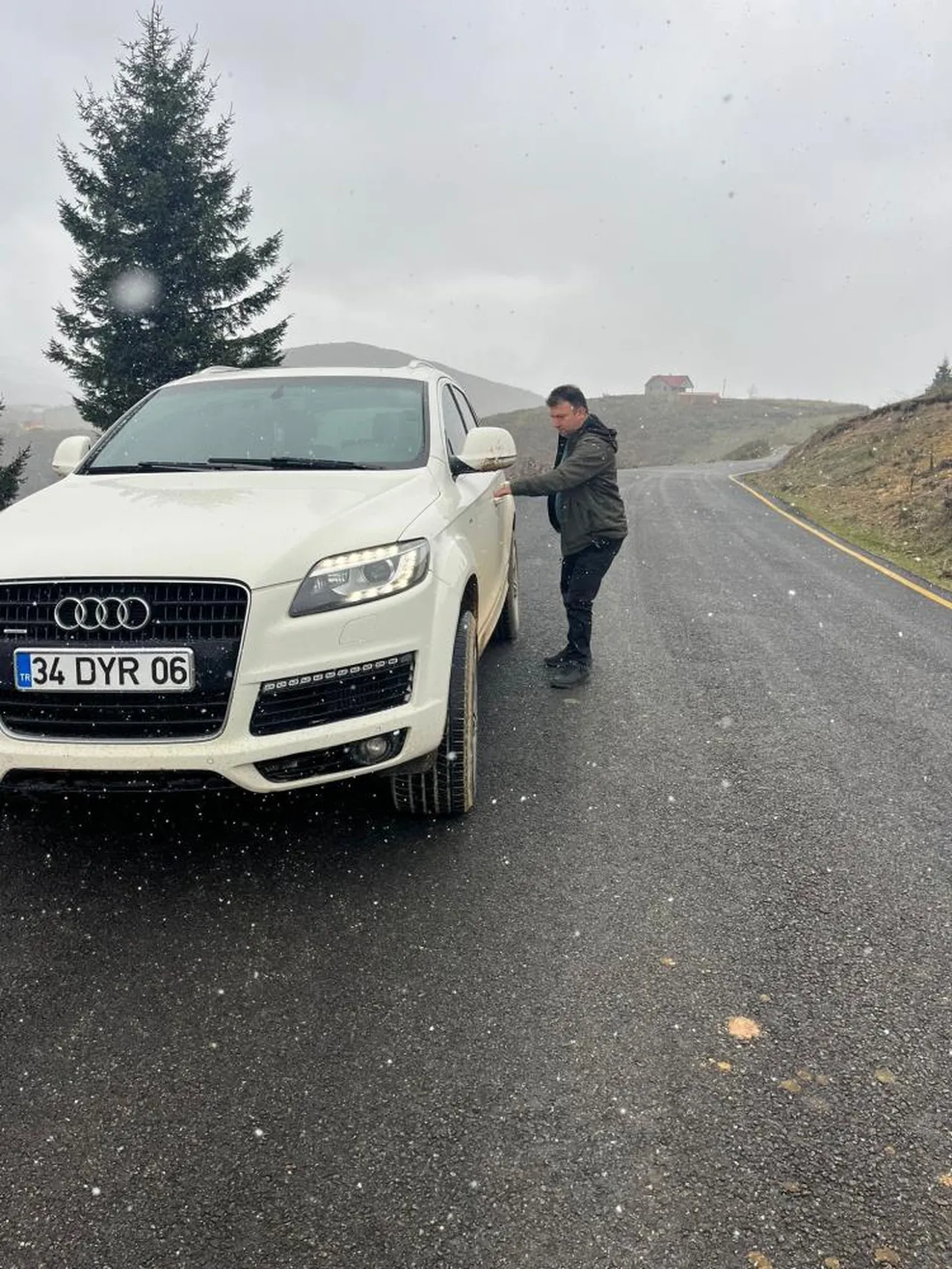Galeriden aldığı lüks araca çevirmede el konuldu! Hayatının şokunu yaşadı