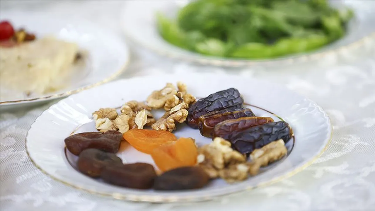 Sahurda ne yenir? Sahurda susatmayan, tok tutan yiyecekler