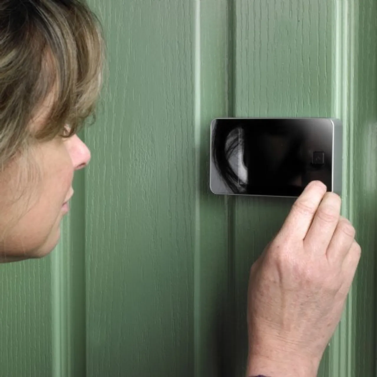 Zile basarken 2 defa düşünün! Bu ülkede milyarlarca liraya mal olabilir