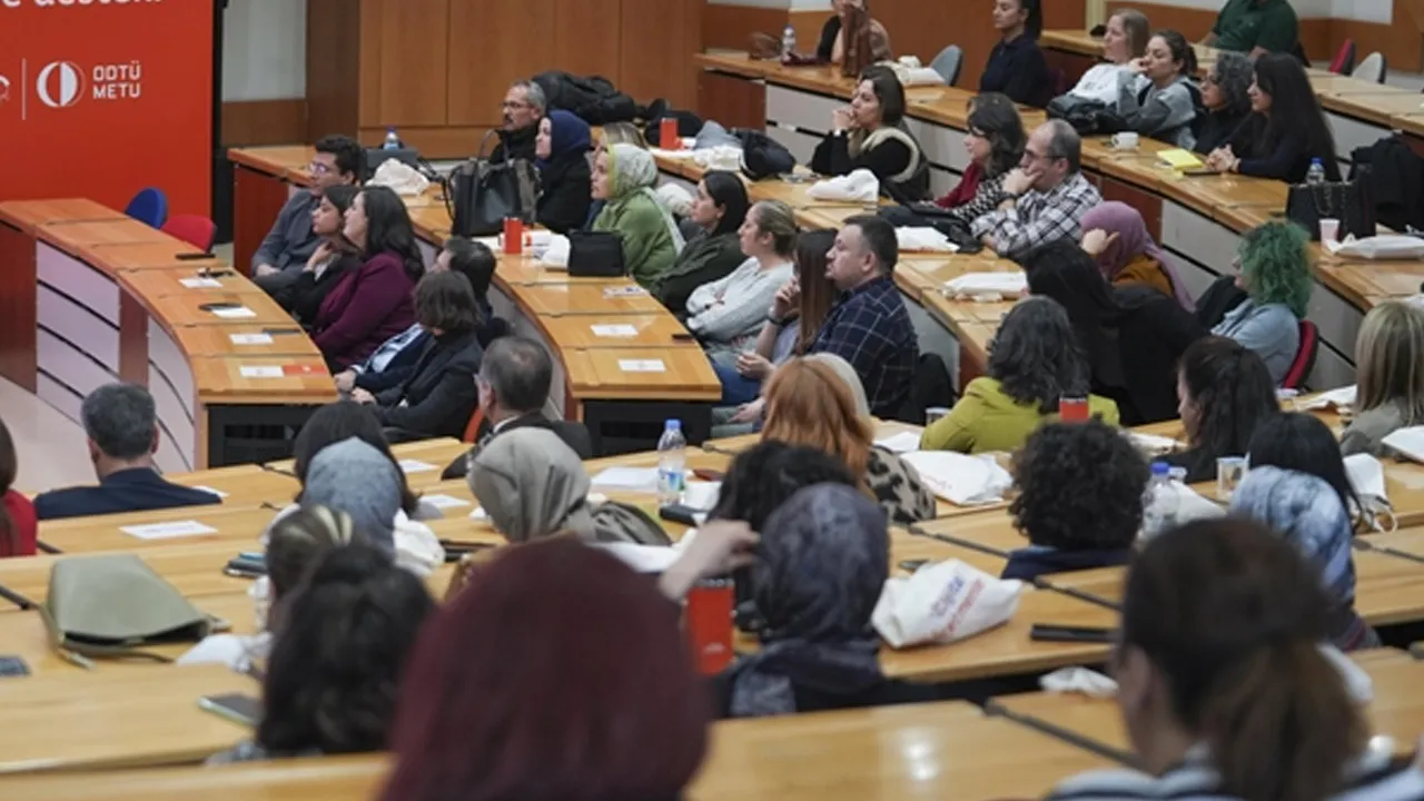 Dijital Öğretmenler Projesi yenilendi