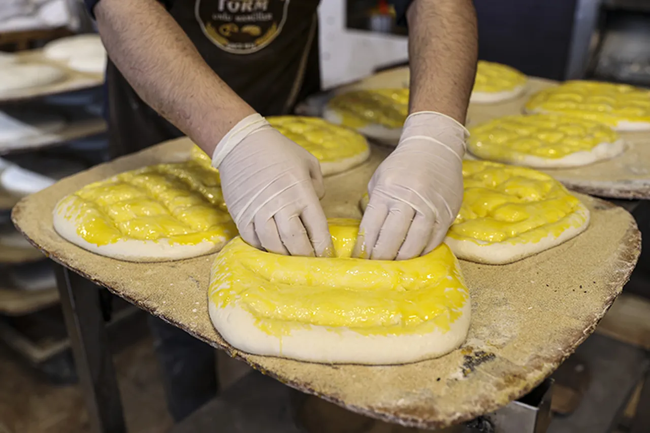 Ramazan pidesi tarifi: Evde Ramazan pidesi nasıl yapılır?