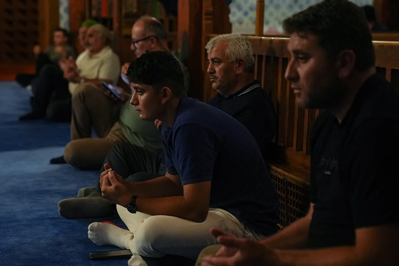 Berat Gecesi ibadetleri neler? Berat Kandili namazı ve edilecek dualar