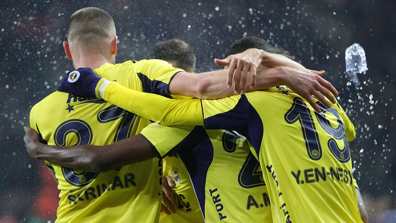 Fenerbahçe, Kocaeli virajını kayıpsız döndü: Sarı lacivertliler, 20 yıl sonra bir ilk yaşadı
