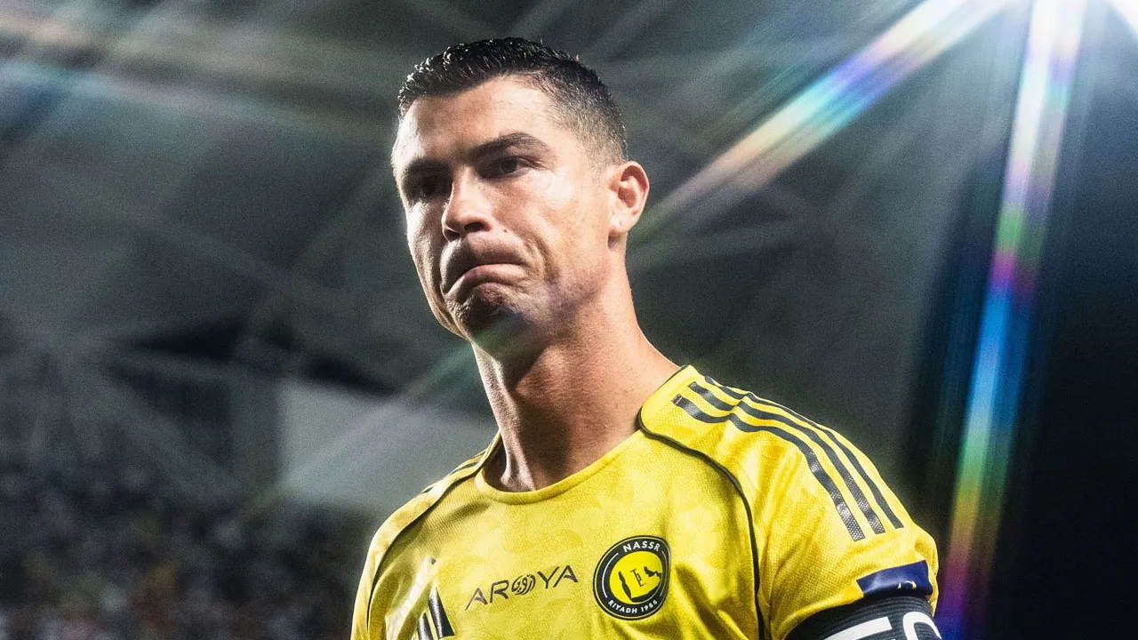 Ronaldo resti çekti, transfer piyasası karıştı: Fenerbahçe'nin yoluna taş koydu