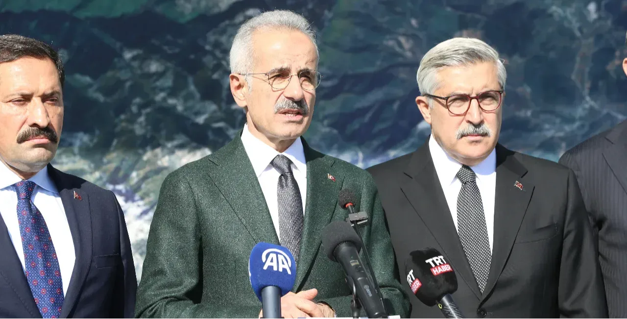 3 TÜPLÜ TÜNELDE KAZI BAŞLADI