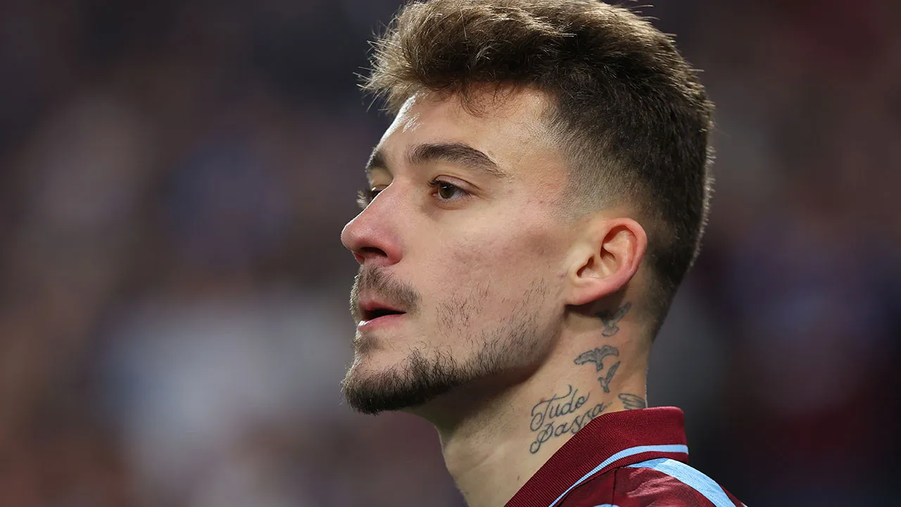 Ernest Muçi seçimini yaptı: Dikkat çeken hamle