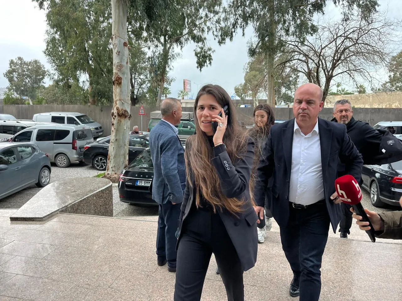 "İBB ihalesi karşılığı 'eskort' ayarladı" iddiası: Çeşme Belediye Başkanı Lal Denizli'nin ifadesi ortaya çıktı