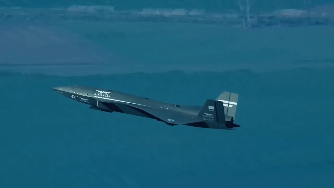 KIZILELMA kendini koruyacak! Elektronik harp testinde tam not aldı