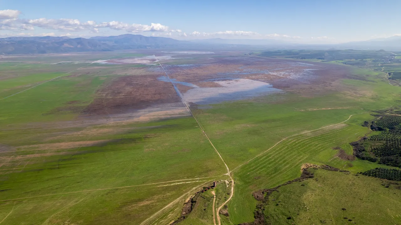 Marmara Gölü’nde 10 yıl sonra bir ilk! Yeniden su tutmaya başladı