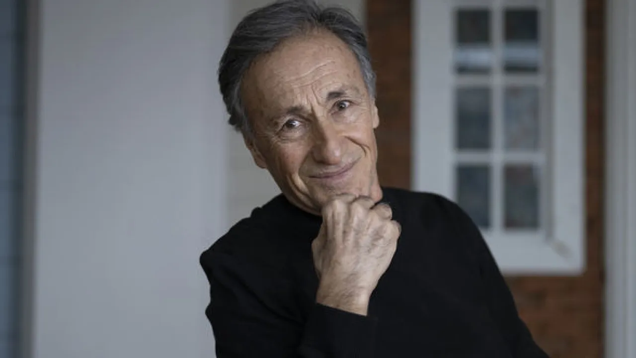 Sevenlerini üzen haber: Yalçın Özden yoğun bakımda!