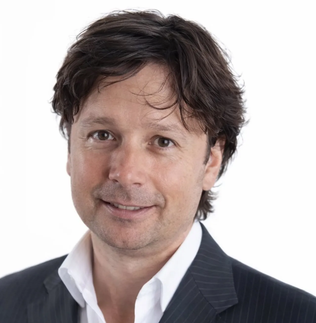 Ünlü milyarderin sır ölümü! 17. kattan düşerek hayatını kaybetti: Ailesinden şüpheli durum açıklaması