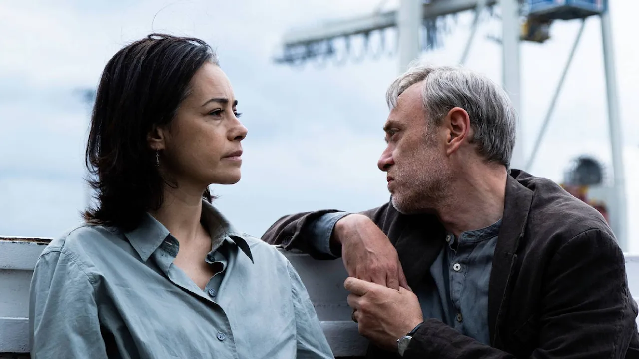 Özgü Namal’lı “Sarı Zarflar” Berlin'i salladı! Altın Ayı ödülü Türkiye’ye geldi