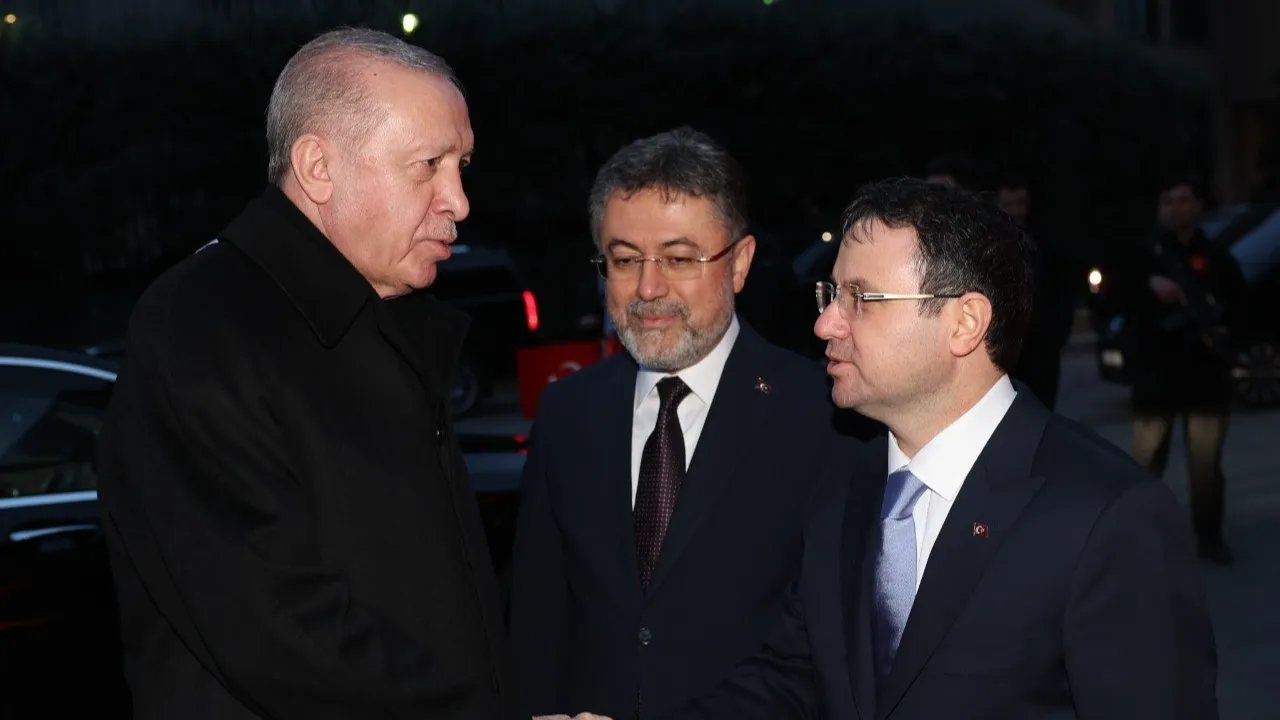 Çiftçilerle iftarda buluştu! Bakan Gürlek'ten 'adalet' vurgusu