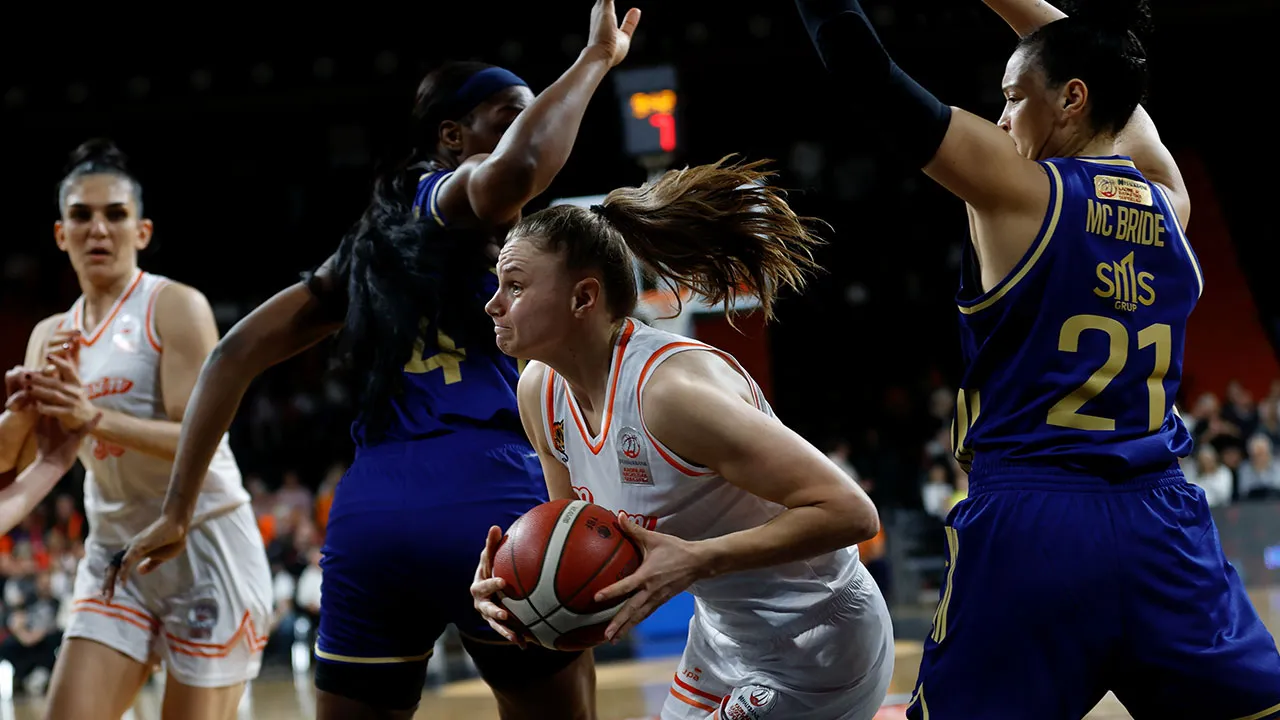 Fenerbahçe Opet bildiğiniz gibi