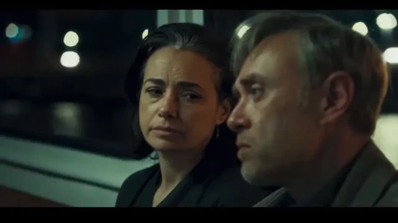 Özgü Namal’lı “Sarı Zarflar” Berlin'i salladı! Altın Ayı ödülü Türkiye’ye geldi