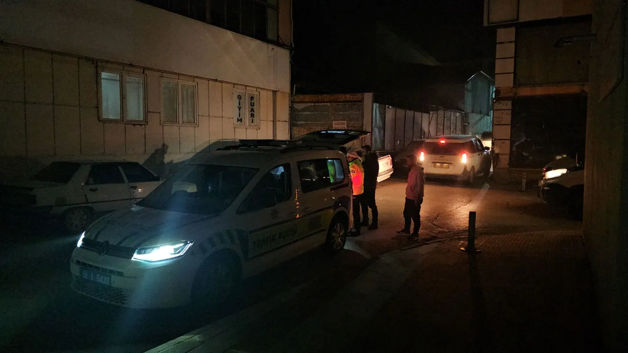 Polisten kaçan sürücüye şok! Hem aracından oldu hem de 45 bin lirasından