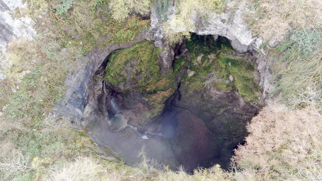 Türkiyede eşi benzeri yok! En geniş dikey mağara Kastamonuda keşfedilmeyi bekliyor