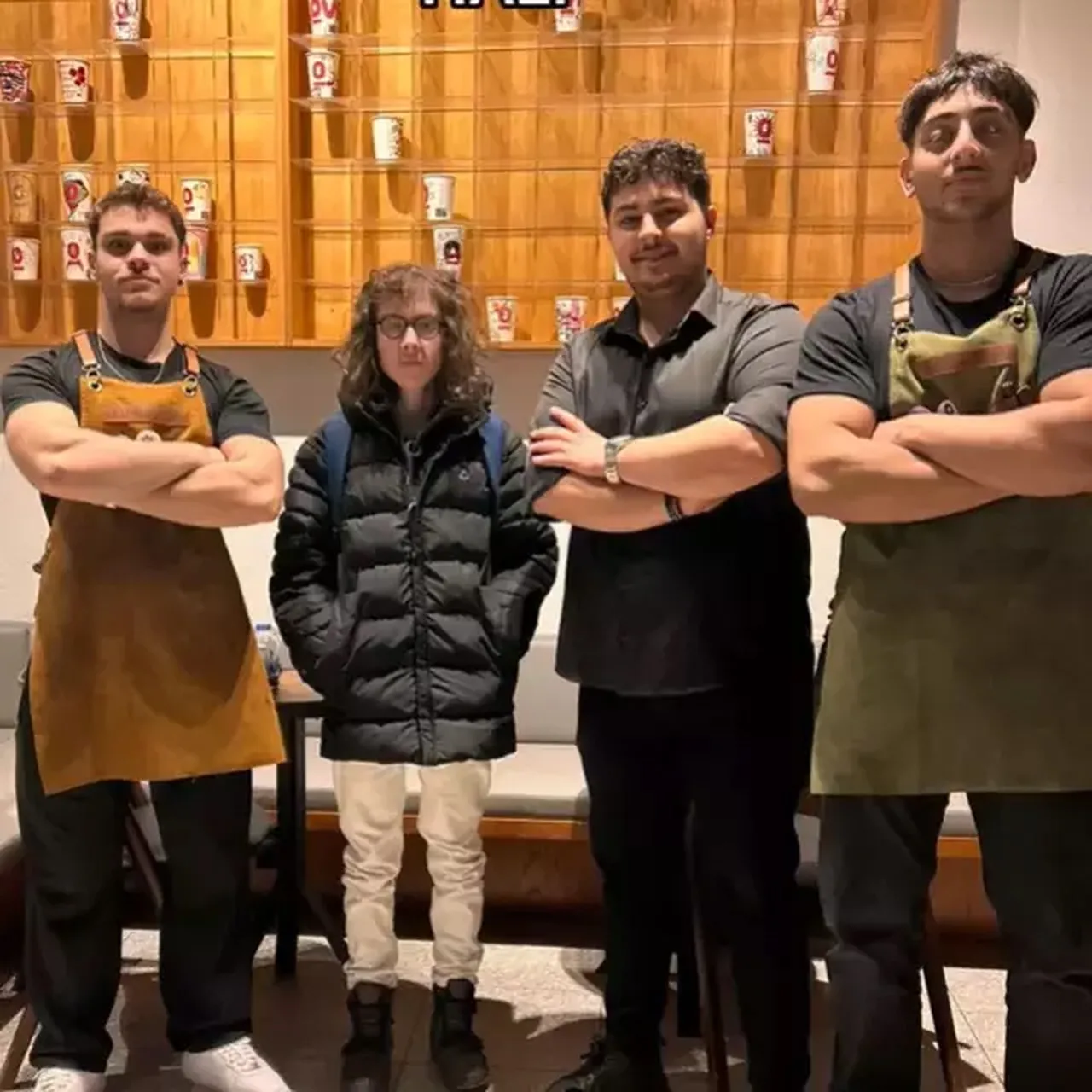 Atakan Kayalar (soldan ikinci)