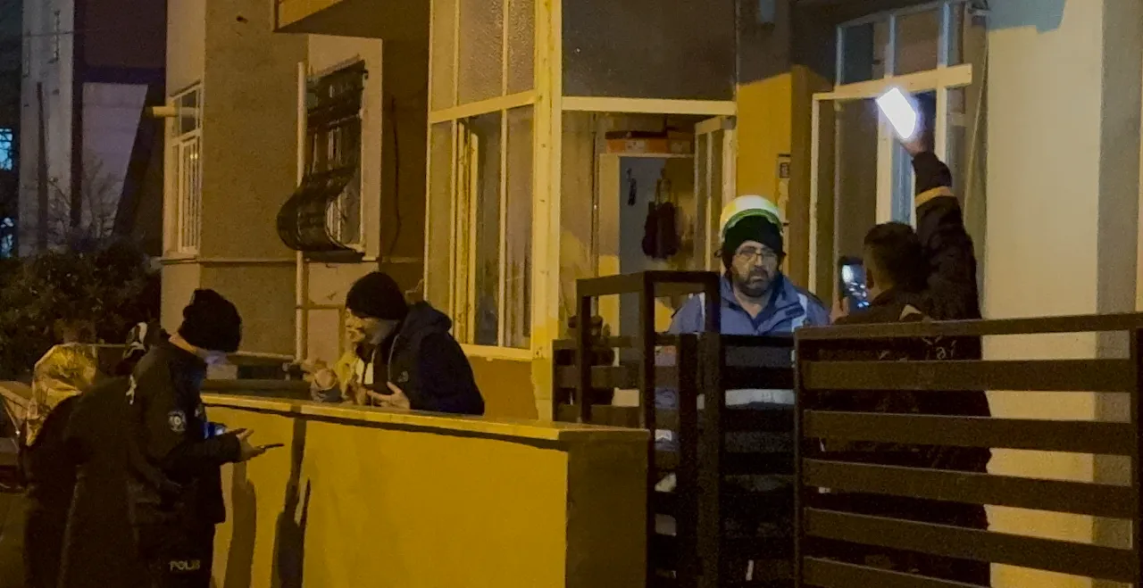 Gebze'de kısa süreli panik: Kombi yangını itfaiye tarafından söndürüldü