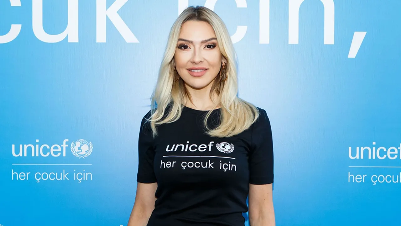 Hadise'nin 'Türkiye' sözleri gündem oldu! Oktay Saral'dan sert tepki geldi: Kabul edilemez