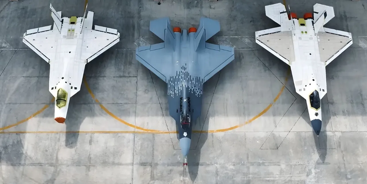 KAAN’ın yeni prototipleri dünya basınında büyük ses getirdi! 'F-22’ye rakip geliyor!'