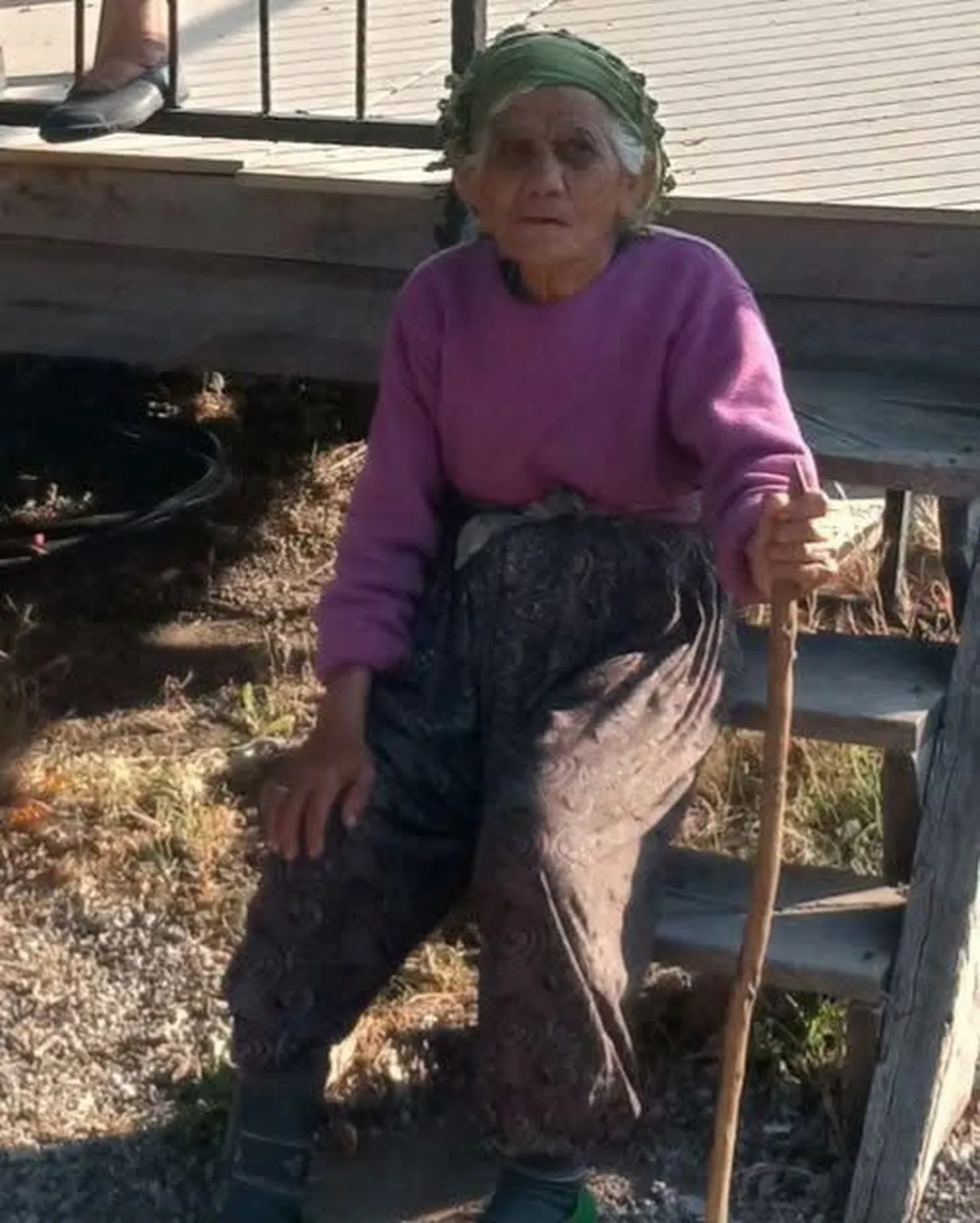 Ölümle burun buruna geçen 24 saat! Kayıp yaşlı kadın uçurumda bulundu