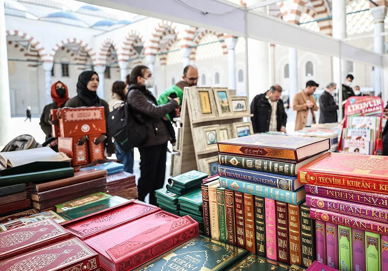 Ramazanda sanat, maneviyat dolu: Galeriler çiçek açıyor