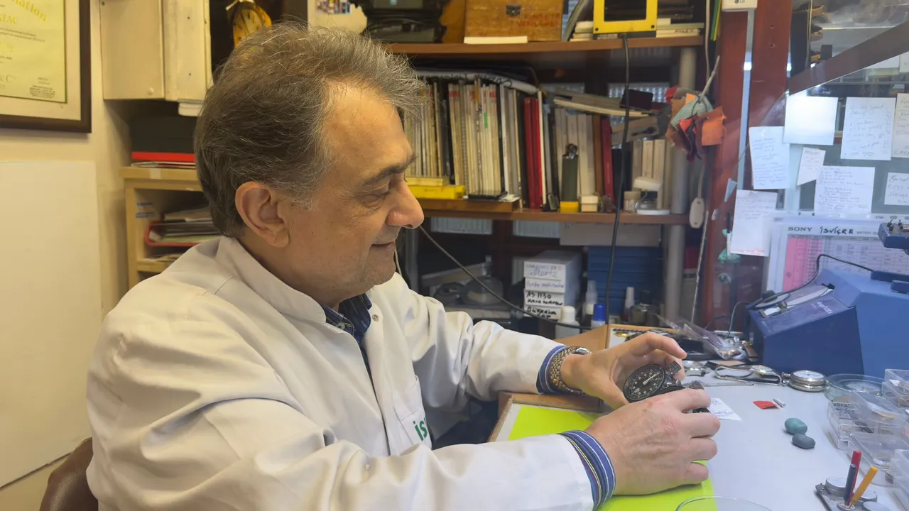 100 bin dolarlık saatler İstanbul’da tamir ediliyor